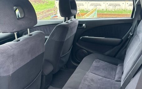 Mitsubishi Outlander III рестайлинг 3, 2006 год, 500 000 рублей, 24 фотография