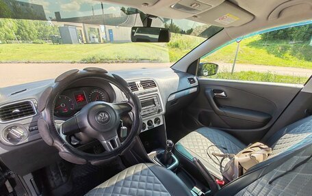 Volkswagen Polo VI (EU Market), 2013 год, 850 000 рублей, 17 фотография