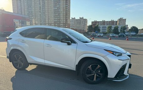 Lexus NX I, 2019 год, 3 700 000 рублей, 7 фотография