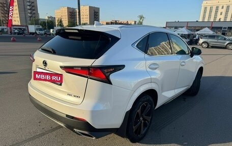 Lexus NX I, 2019 год, 3 700 000 рублей, 9 фотография