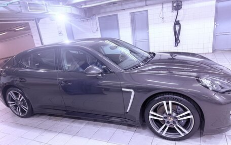 Porsche Panamera II рестайлинг, 2013 год, 4 400 000 рублей, 3 фотография