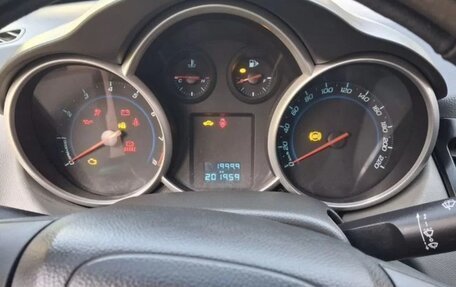 Chevrolet Cruze II, 2009 год, 515 000 рублей, 7 фотография