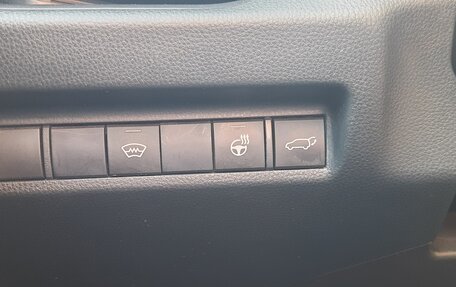 Toyota RAV4, 2021 год, 3 650 000 рублей, 16 фотография