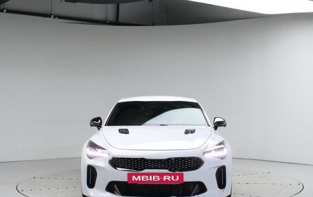 KIA Stinger I, 2022 год, 3 230 000 рублей, 2 фотография