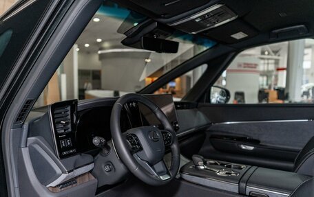 Lexus LM, 2024 год, 20 490 000 рублей, 11 фотография