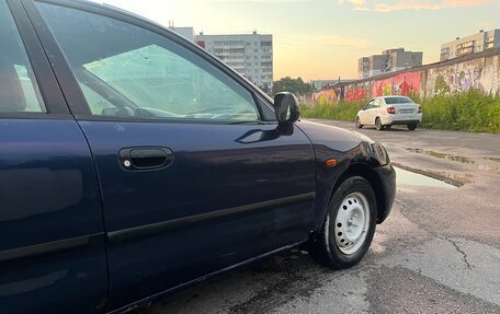 Mitsubishi Carisma I, 1998 год, 100 000 рублей, 10 фотография
