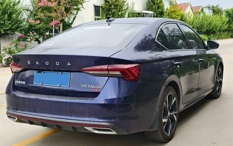 Skoda Octavia IV, 2022 год, 2 025 000 рублей, 4 фотография