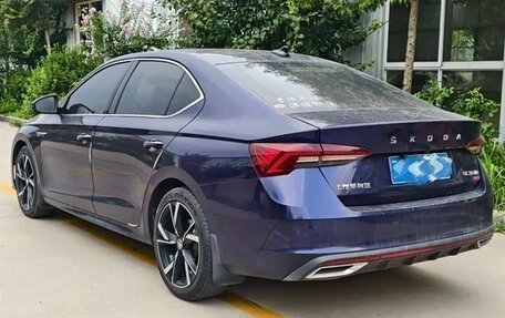 Skoda Octavia IV, 2022 год, 2 025 000 рублей, 2 фотография