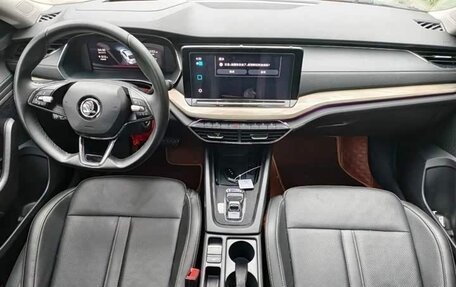 Skoda Octavia IV, 2022 год, 2 025 000 рублей, 8 фотография