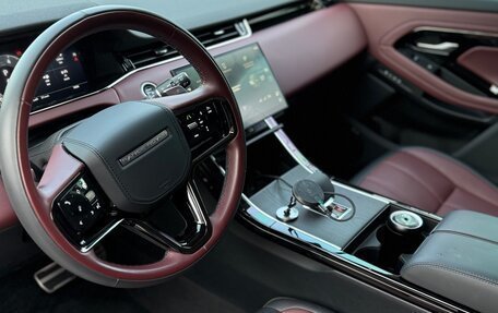 Land Rover Range Rover Evoque II, 2024 год, 6 500 000 рублей, 8 фотография