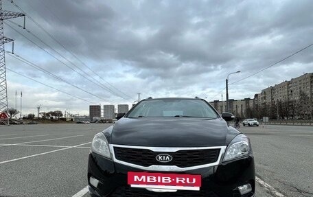 KIA cee'd I рестайлинг, 2010 год, 800 000 рублей, 13 фотография