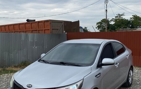 KIA Rio III рестайлинг, 2015 год, 550 000 рублей, 4 фотография