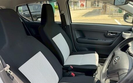 Daihatsu Mira e:S II, 2022 год, 650 000 рублей, 11 фотография