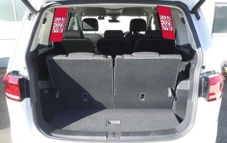 Volkswagen Touran III, 2020 год, 1 990 099 рублей, 17 фотография