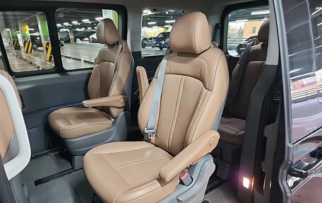 Hyundai Staria, 2022 год, 3 100 000 рублей, 14 фотография
