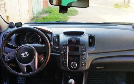 KIA Cerato III, 2010 год, 700 000 рублей, 4 фотография