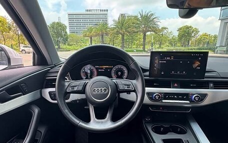Audi A4, 2022 год, 2 237 000 рублей, 9 фотография