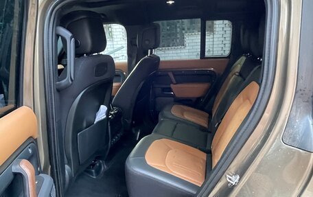 Land Rover Defender II, 2020 год, 7 500 000 рублей, 8 фотография