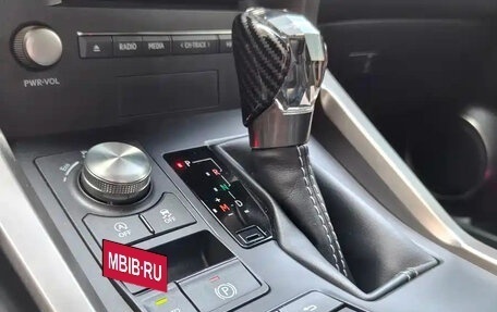 Lexus NX I, 2021 год, 2 680 000 рублей, 13 фотография