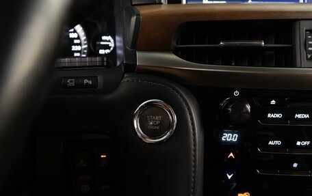 Lexus LX III, 2016 год, 7 775 050 рублей, 19 фотография
