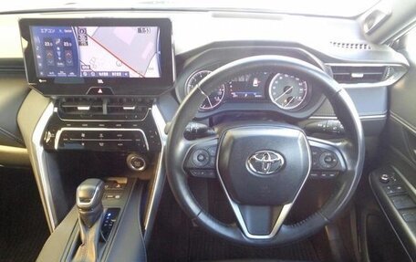 Toyota Harrier, 2022 год, 2 100 000 рублей, 10 фотография