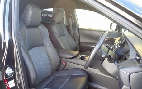 Toyota Harrier, 2022 год, 2 100 000 рублей, 27 фотография