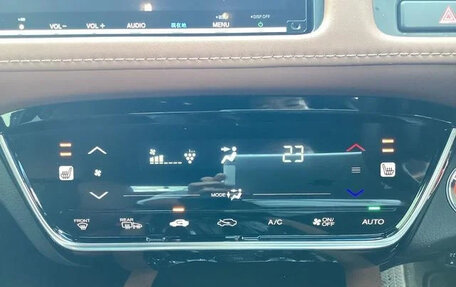 Honda Vezel, 2021 год, 1 153 000 рублей, 14 фотография