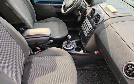 Ford Fusion I, 2004 год, 350 000 рублей, 5 фотография