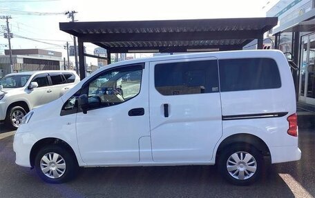 Nissan NV200, 2022 год, 1 220 000 рублей, 7 фотография