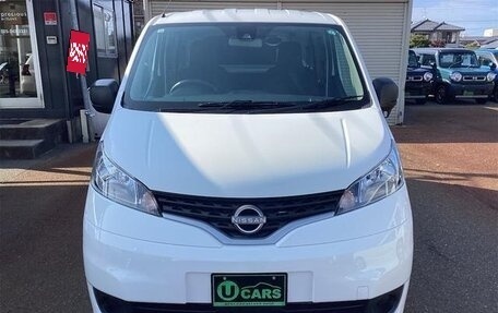 Nissan NV200, 2022 год, 1 220 000 рублей, 2 фотография