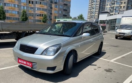 Toyota Opa I рестайлинг, 2001 год, 549 000 рублей, 2 фотография