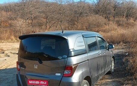 Honda Freed I, 2011 год, 830 000 рублей, 6 фотография