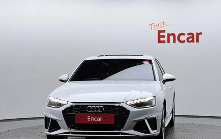 Audi A4, 2022 год, 2 475 000 рублей, 2 фотография