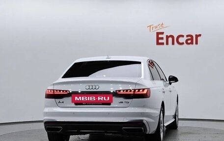 Audi A4, 2022 год, 2 475 000 рублей, 3 фотография