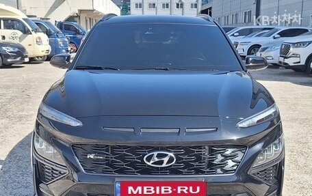 Hyundai Kona I, 2022 год, 1 600 000 рублей, 2 фотография