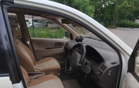 Toyota Gaia, 1999 год, 550 000 рублей, 32 фотография