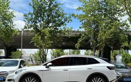 Volkswagen ID.4, 2022 год, 1 800 000 рублей, 3 фотография