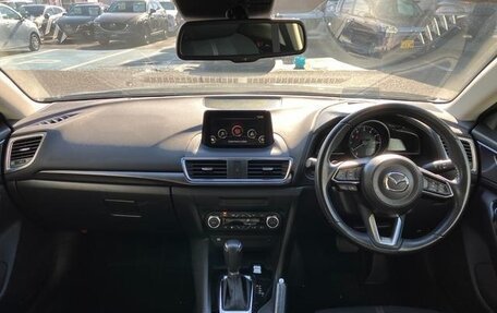 Mazda Axela, 2019 год, 1 050 000 рублей, 8 фотография