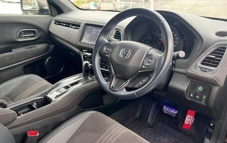 Honda Vezel, 2022 год, 1 460 000 рублей, 13 фотография