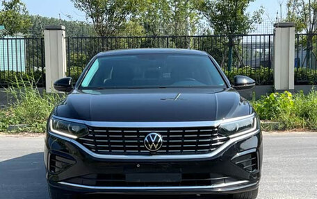 Volkswagen Passat B8 рестайлинг, 2022 год, 2 365 000 рублей, 2 фотография