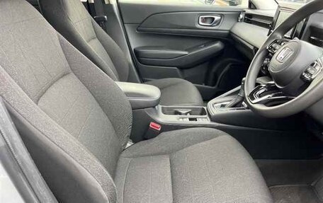 Honda Vezel, 2022 год, 1 830 000 рублей, 7 фотография
