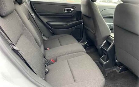 Honda Vezel, 2022 год, 1 830 000 рублей, 8 фотография