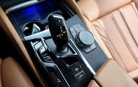 BMW 5 серия, 2022 год, 3 200 000 рублей, 11 фотография