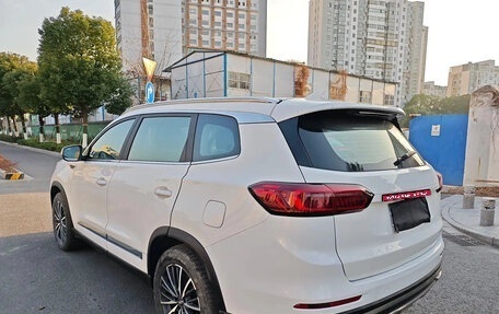 Chery Tiggo 8 Pro, 2022 год, 1 750 000 рублей, 6 фотография