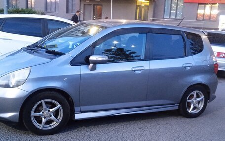 Honda Fit III, 2005 год, 600 000 рублей, 5 фотография