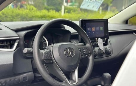 Toyota Corolla, 2022 год, 1 300 000 рублей, 13 фотография