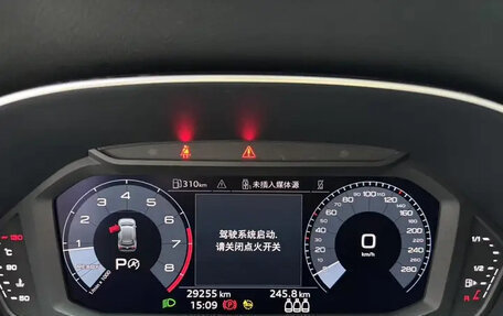 Audi Q3, 2022 год, 2 298 000 рублей, 13 фотография