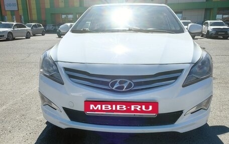 Hyundai Solaris II рестайлинг, 2016 год, 950 000 рублей, 2 фотография