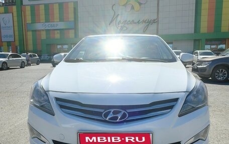 Hyundai Solaris II рестайлинг, 2016 год, 950 000 рублей, 3 фотография