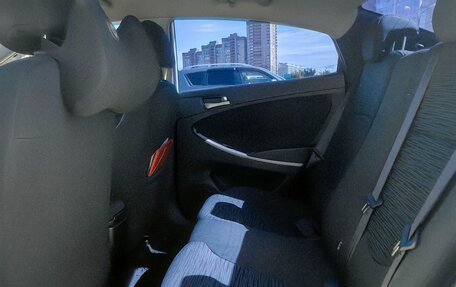 Hyundai Solaris II рестайлинг, 2016 год, 950 000 рублей, 13 фотография